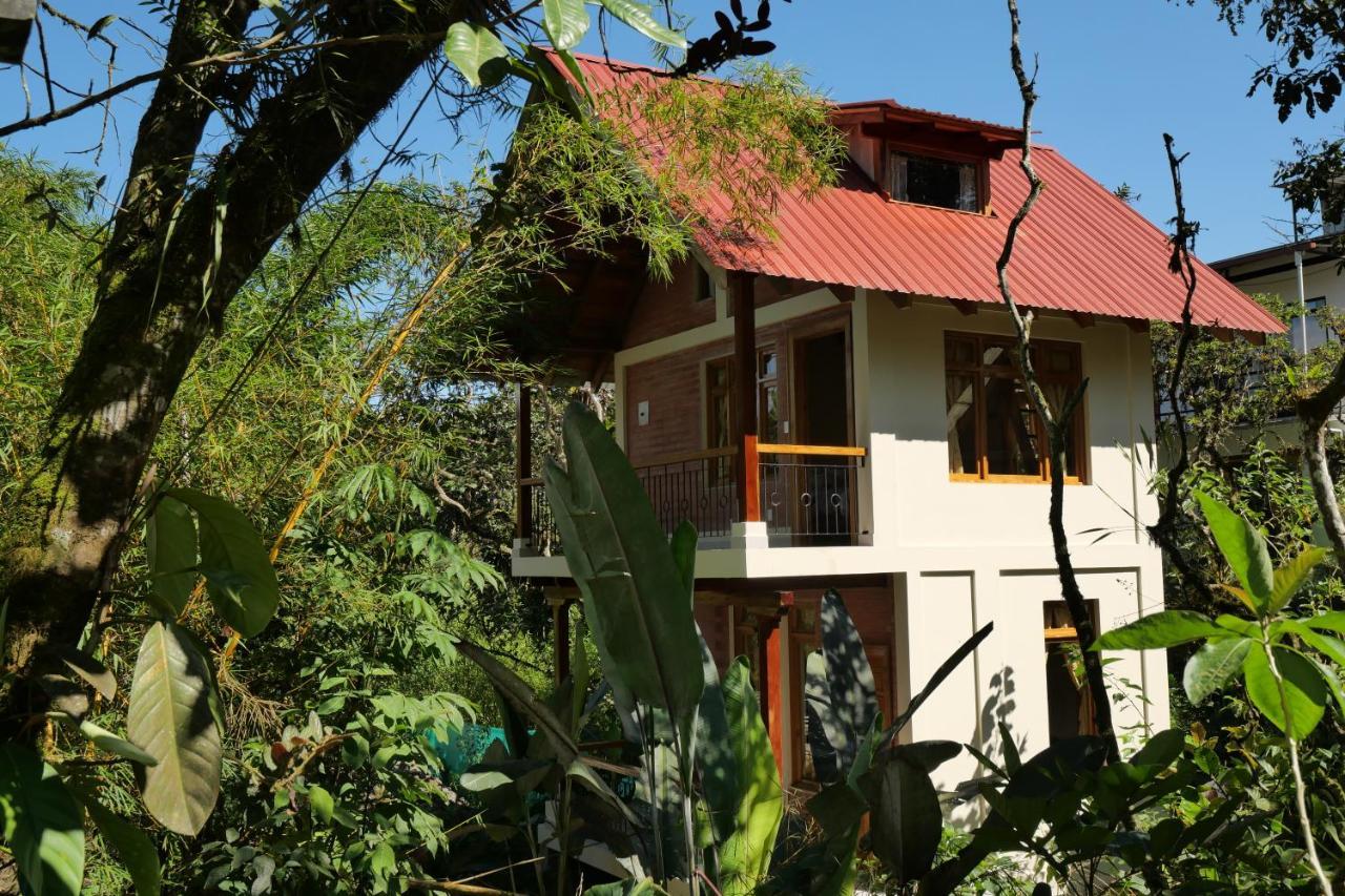 Casa Del Rio En Mindo Bed & Breakfast Ngoại thất bức ảnh