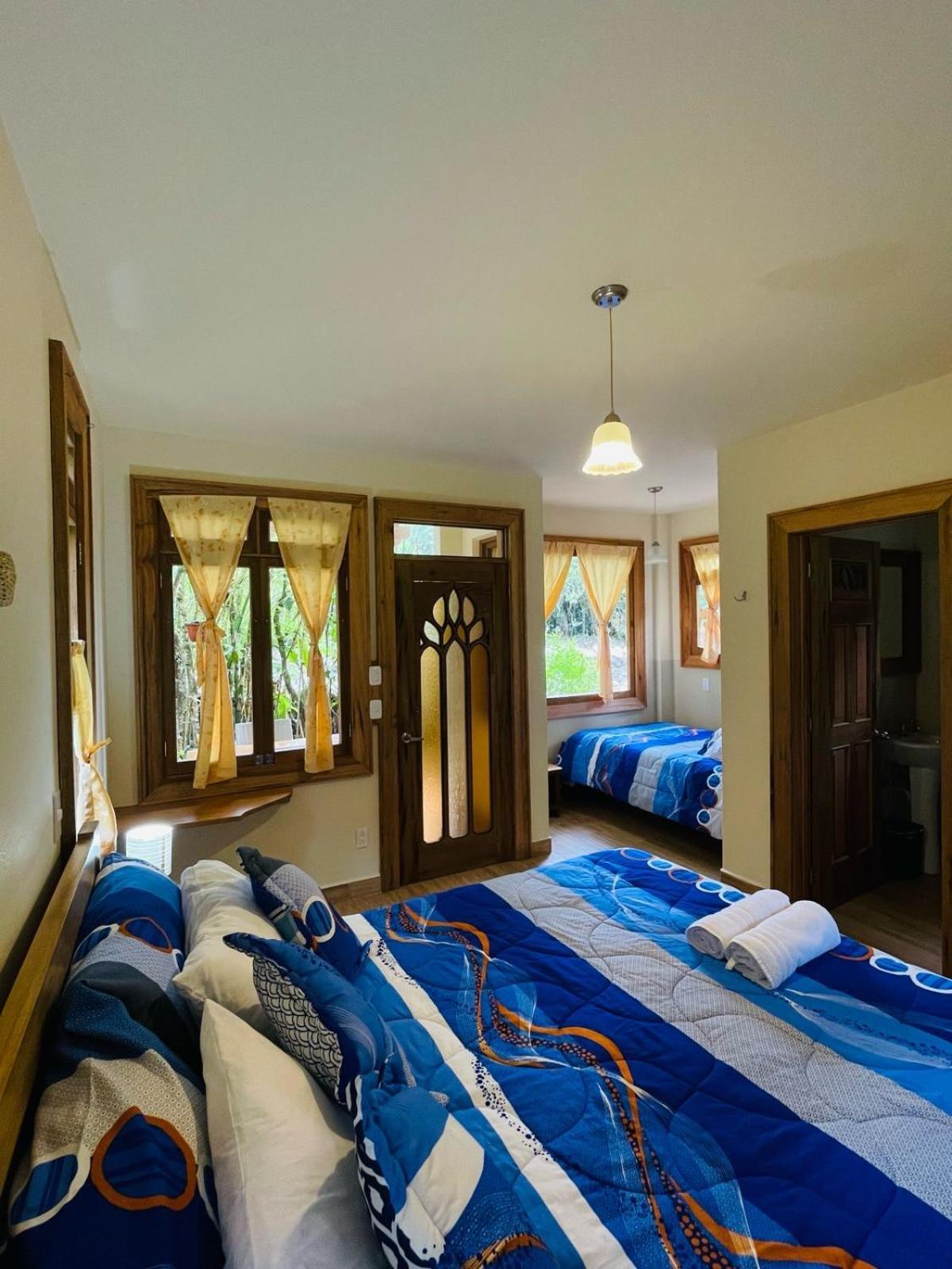 Casa Del Rio En Mindo Bed & Breakfast Ngoại thất bức ảnh