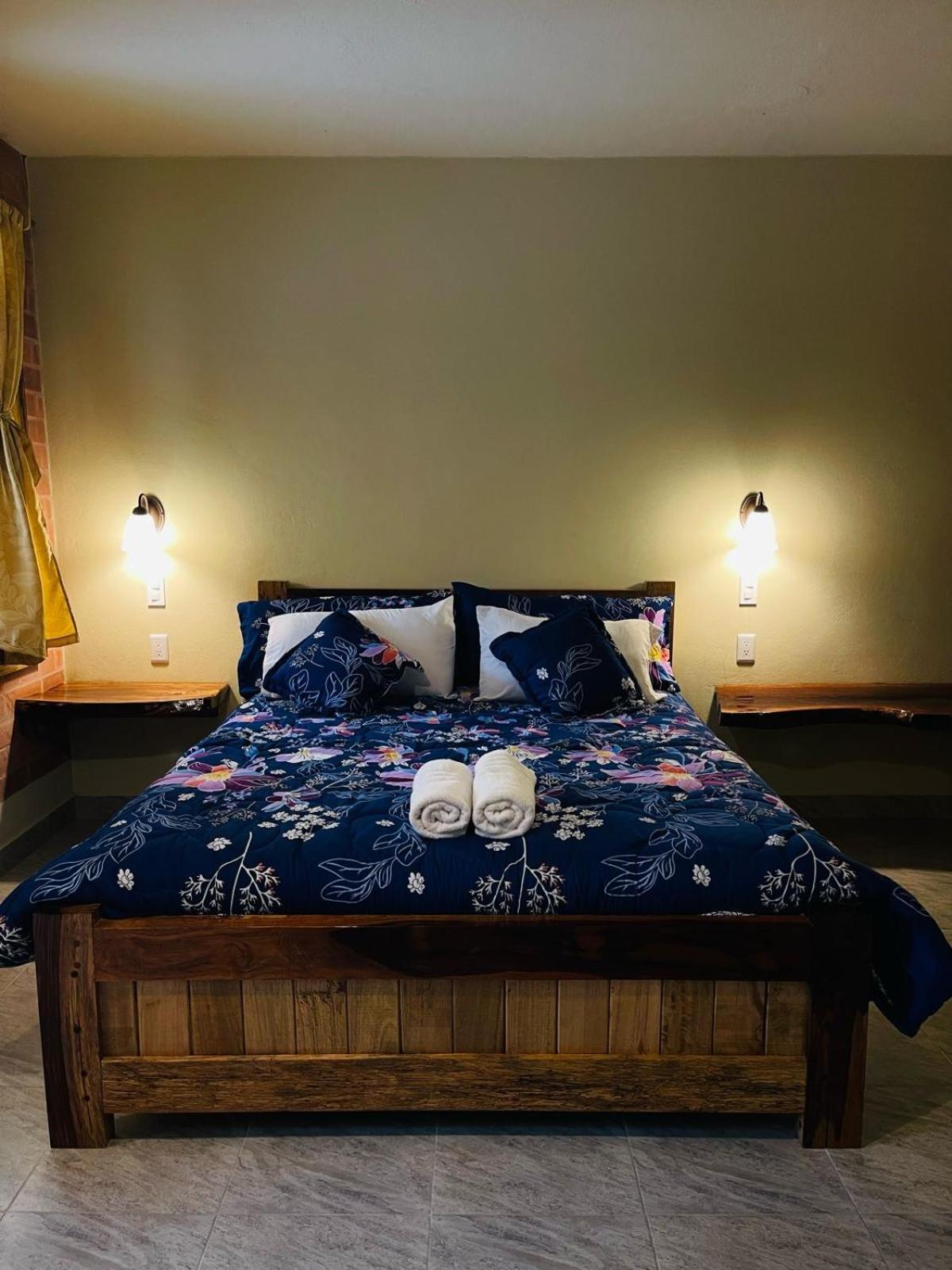 Casa Del Rio En Mindo Bed & Breakfast Ngoại thất bức ảnh