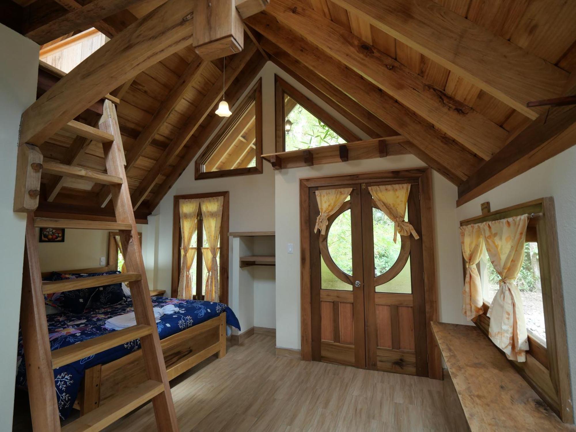 Casa Del Rio En Mindo Bed & Breakfast Ngoại thất bức ảnh