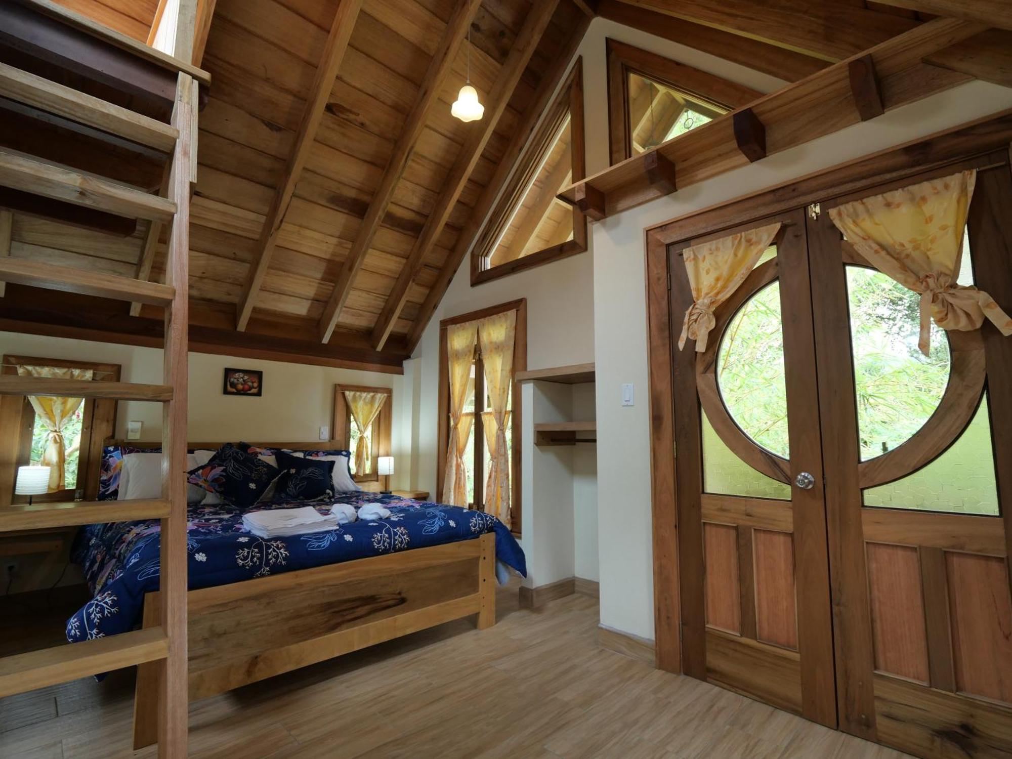 Casa Del Rio En Mindo Bed & Breakfast Ngoại thất bức ảnh