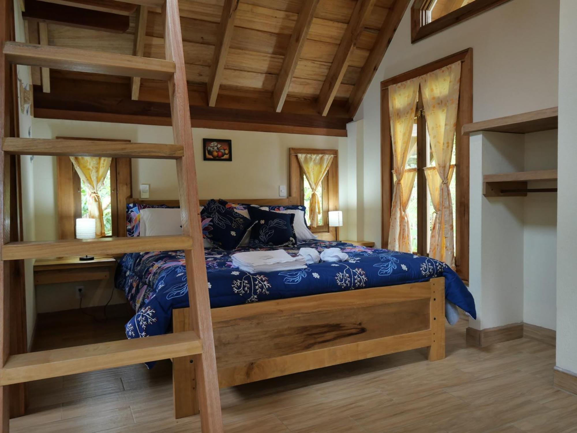 Casa Del Rio En Mindo Bed & Breakfast Ngoại thất bức ảnh