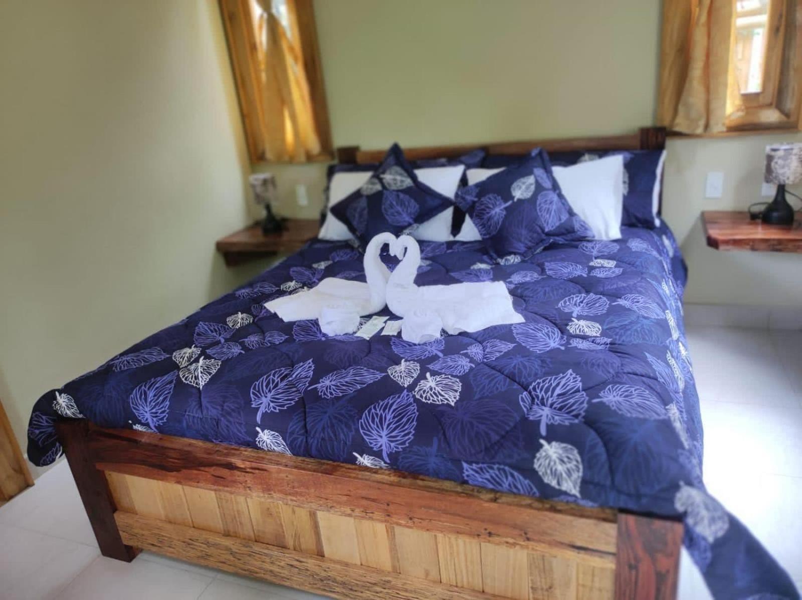 Casa Del Rio En Mindo Bed & Breakfast Ngoại thất bức ảnh